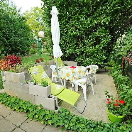Lily Apartment Balatonfoldvar